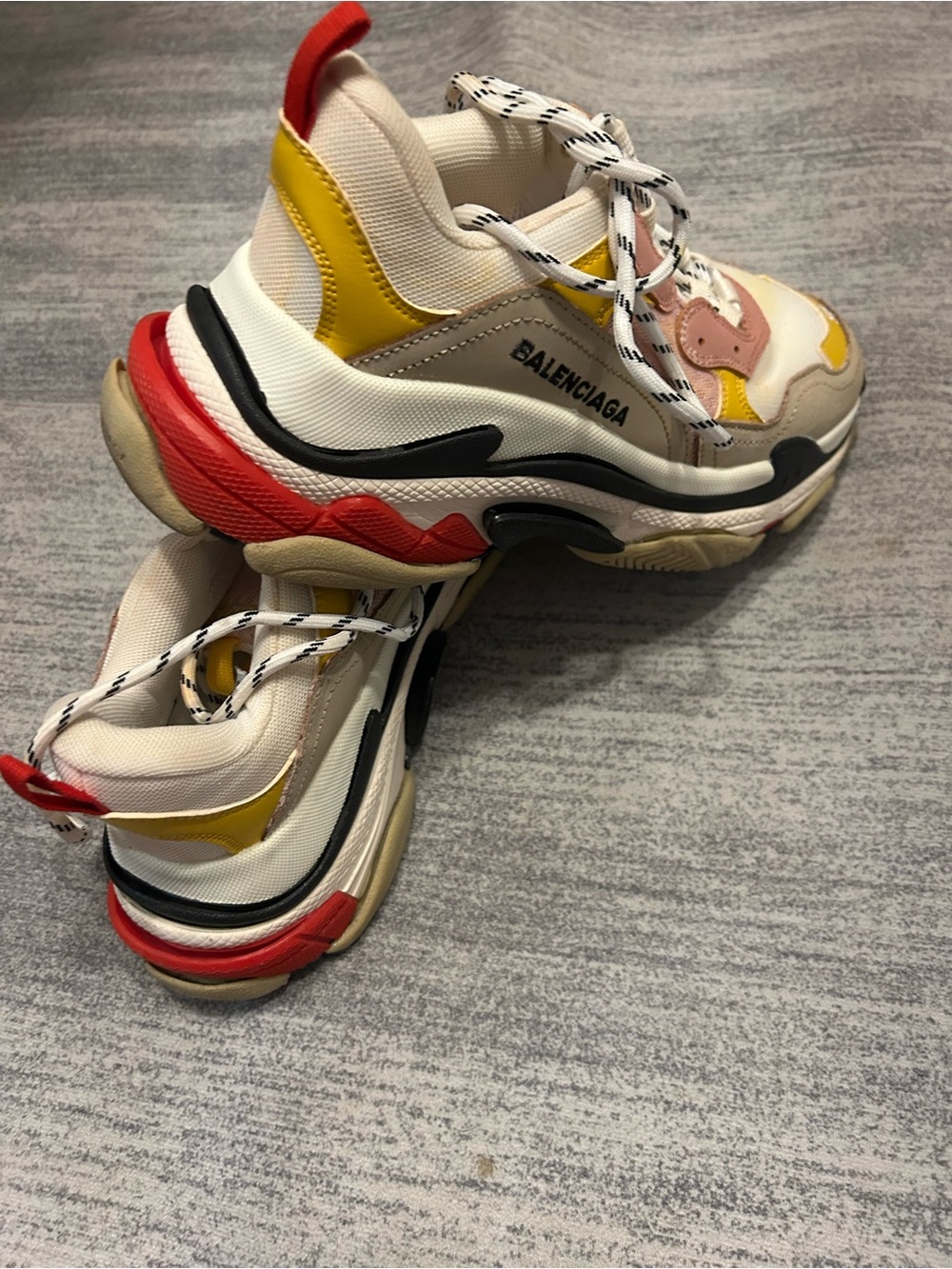 Balenciaga unisex sneakers size 38